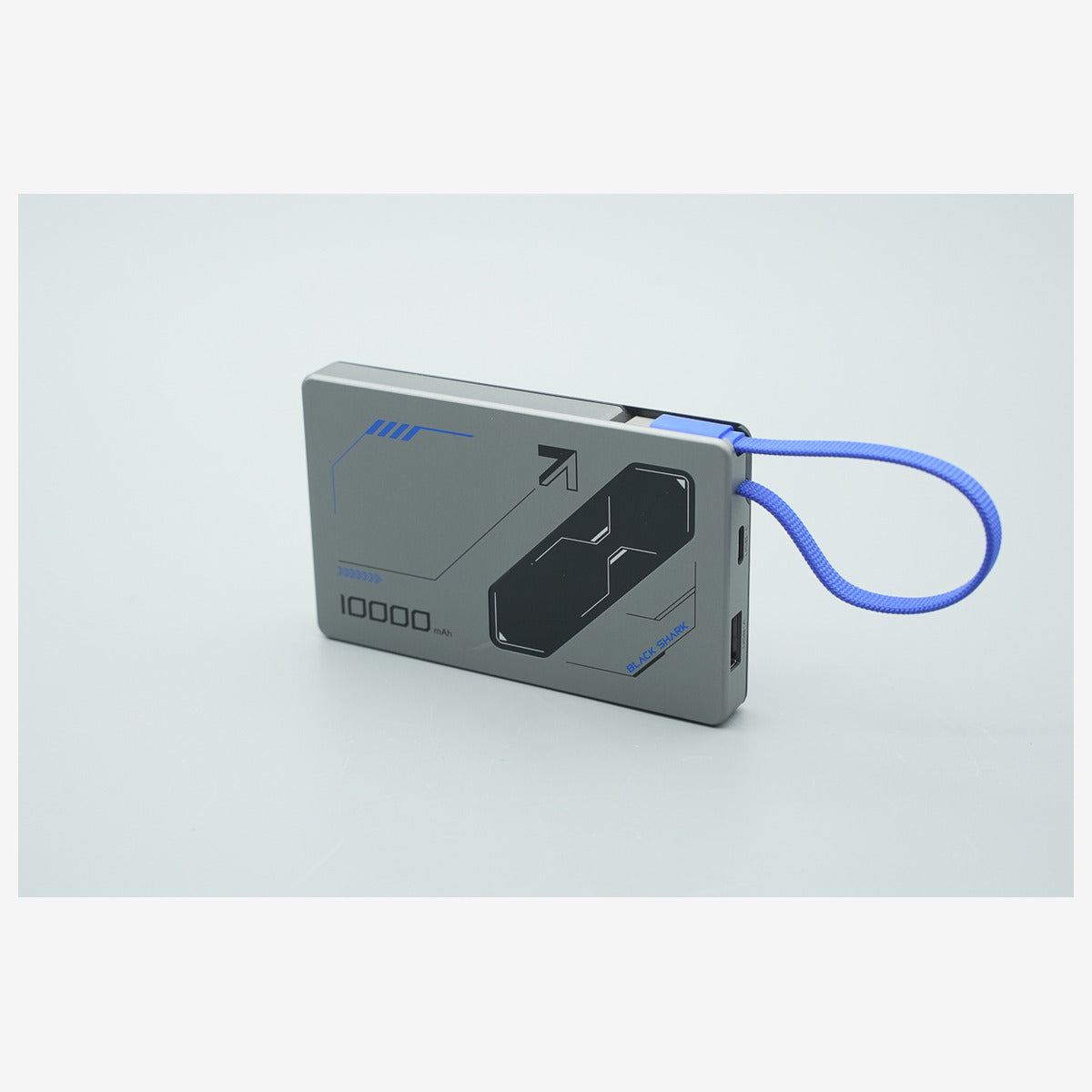 Black Shark Blade 2 10000 mAh grijs – voorzijde met geïntegreerde kabel