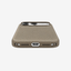Merkloos geweven hoesje voor iPhone 18 Pro in Taupe, onderaanzicht, zonder logo, achtergrond #F5F5F5